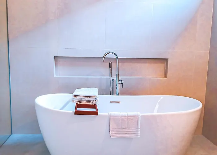 Puri Vatsalya - Private Uluwatu 2*