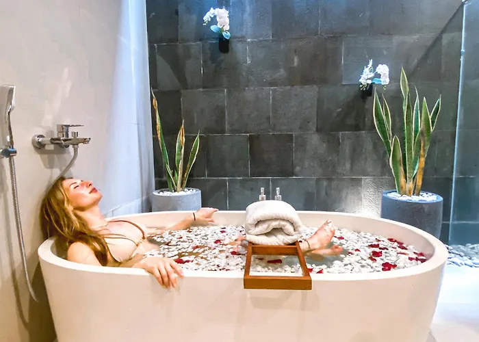 Puri Vatsalya - Private Uluwatu 2* Jimbaran (Bali)